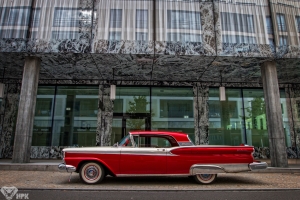 2017-10 - Cruising October 2017